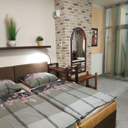 Apartman Holandska 120 Beroun Beroun  Exterior foto
